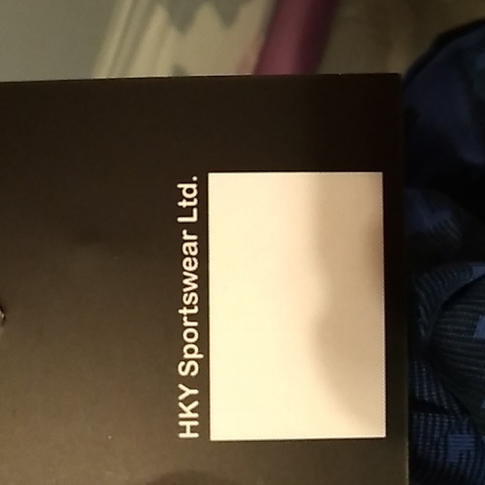 Nwt USA T-shirt (XL) - Picture 8 of 9